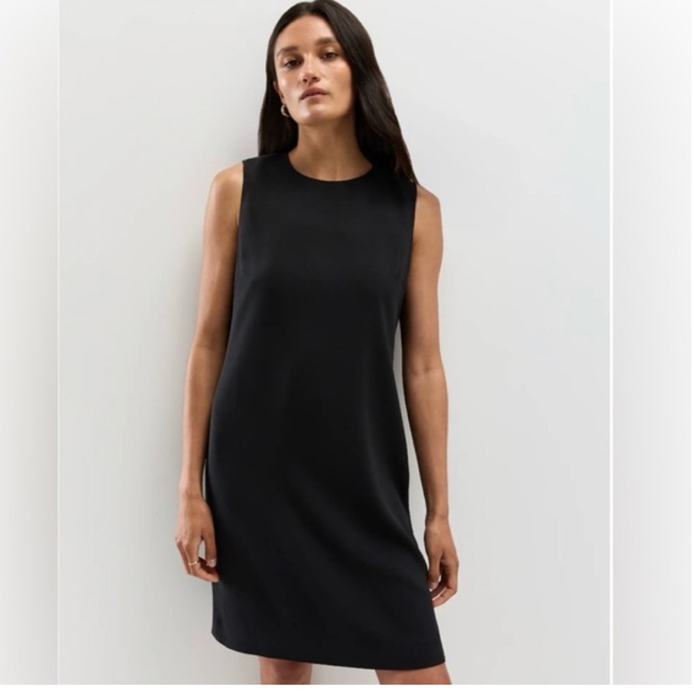 Quince Womens Stretch Crepe NWT. Sleeveless Mini Dress Textured Size S